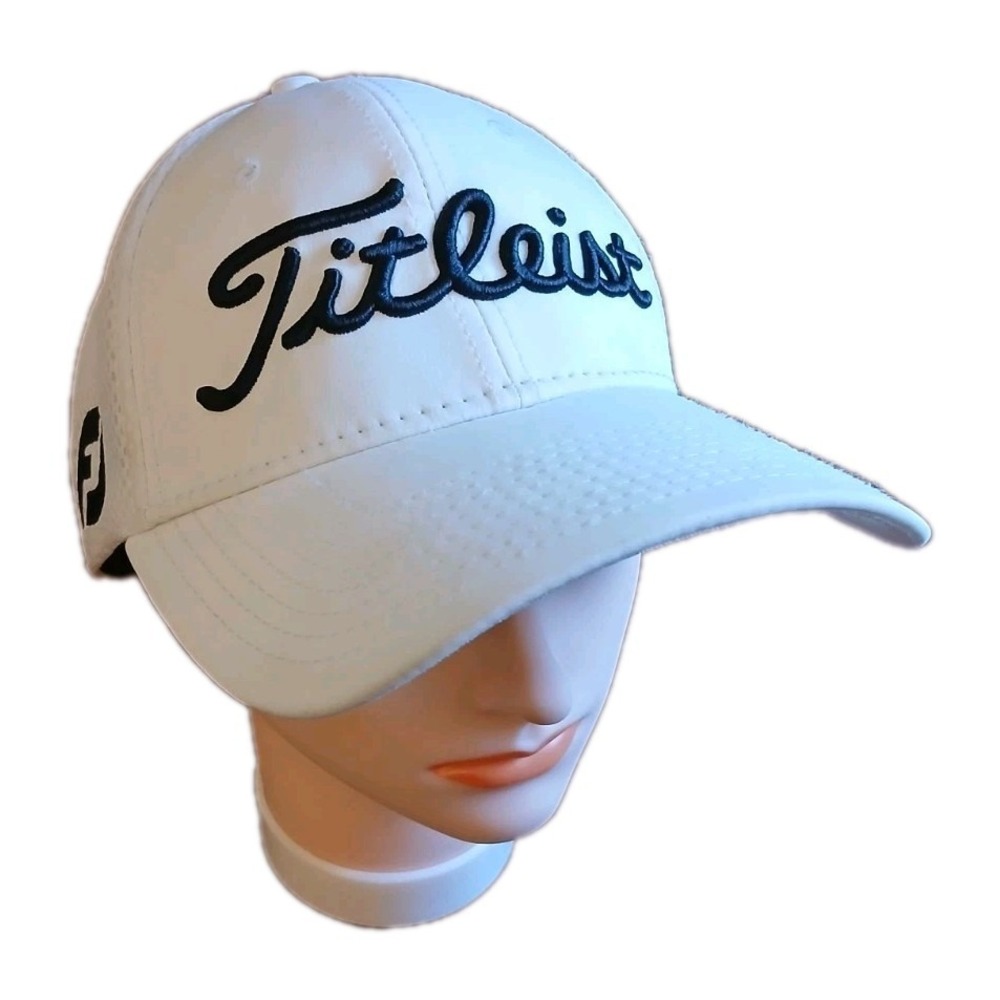 Titleist‎ FJ ProV1 White Embroidered Golf Hat Cap Size Medium/Large 8.5' #1578